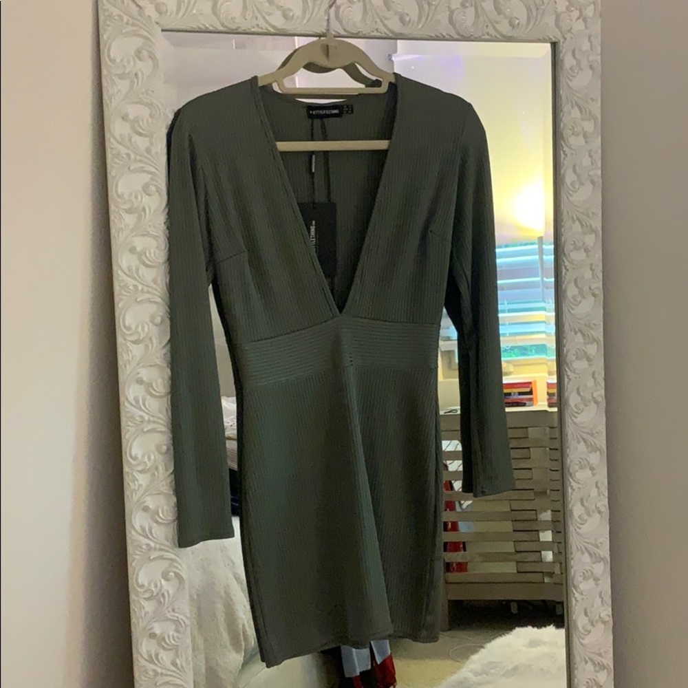 Sage green ribbed long sleeve plunge dress